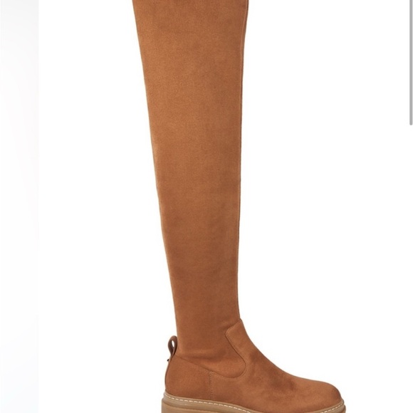 Michael Kors Over-The-Knee Boot
Size 7 - Picture 8 of 9